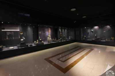 Maden, Cam ve Pişmiş Toprak Eserler Salonu